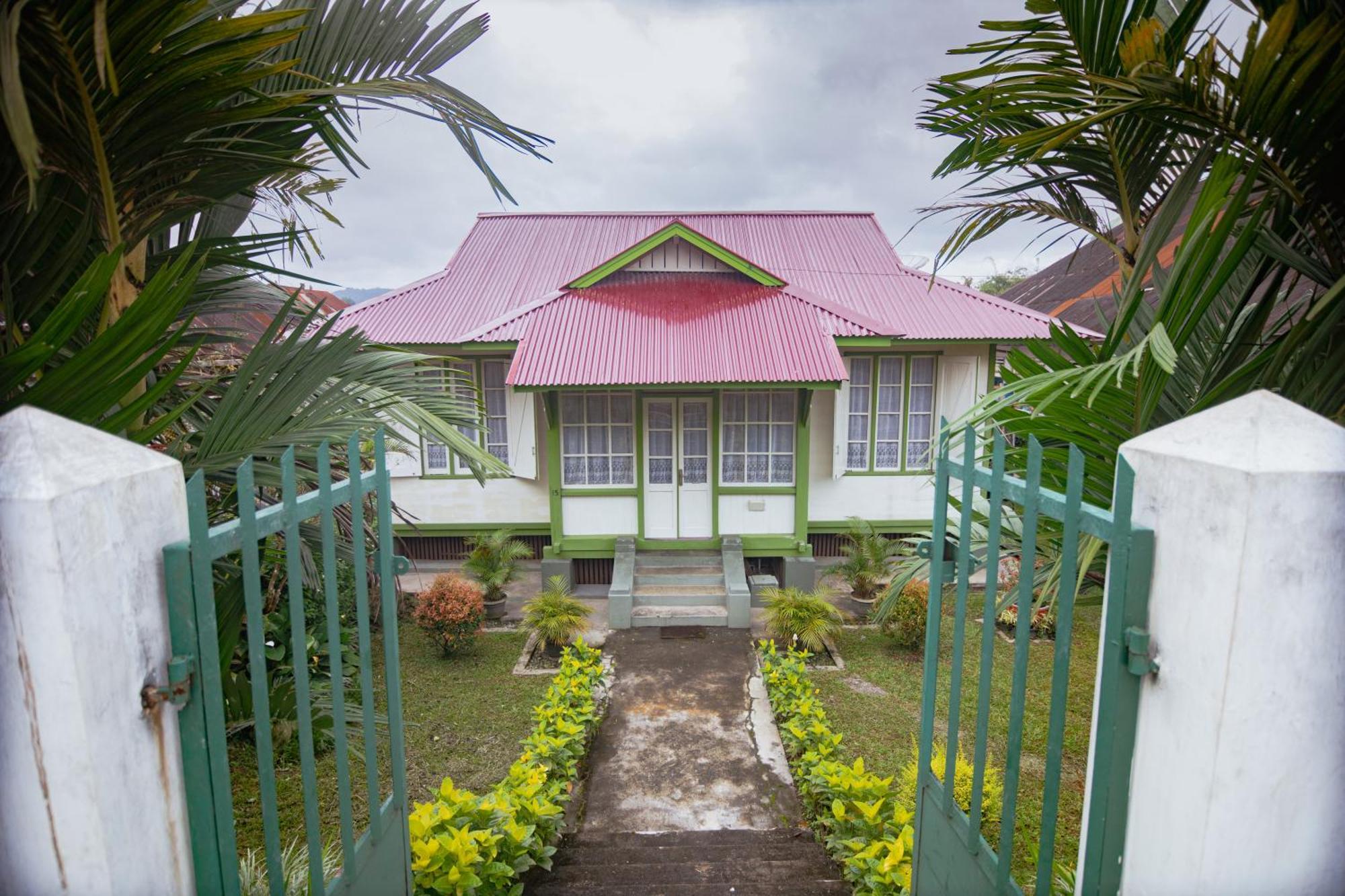 Rumah Nizar Bukittinggi Bagian luar foto